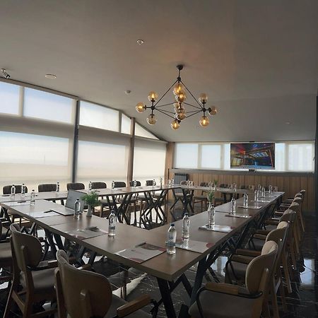 Ramada Encore By Wyndham Istanbul Avcilar Екстериор снимка