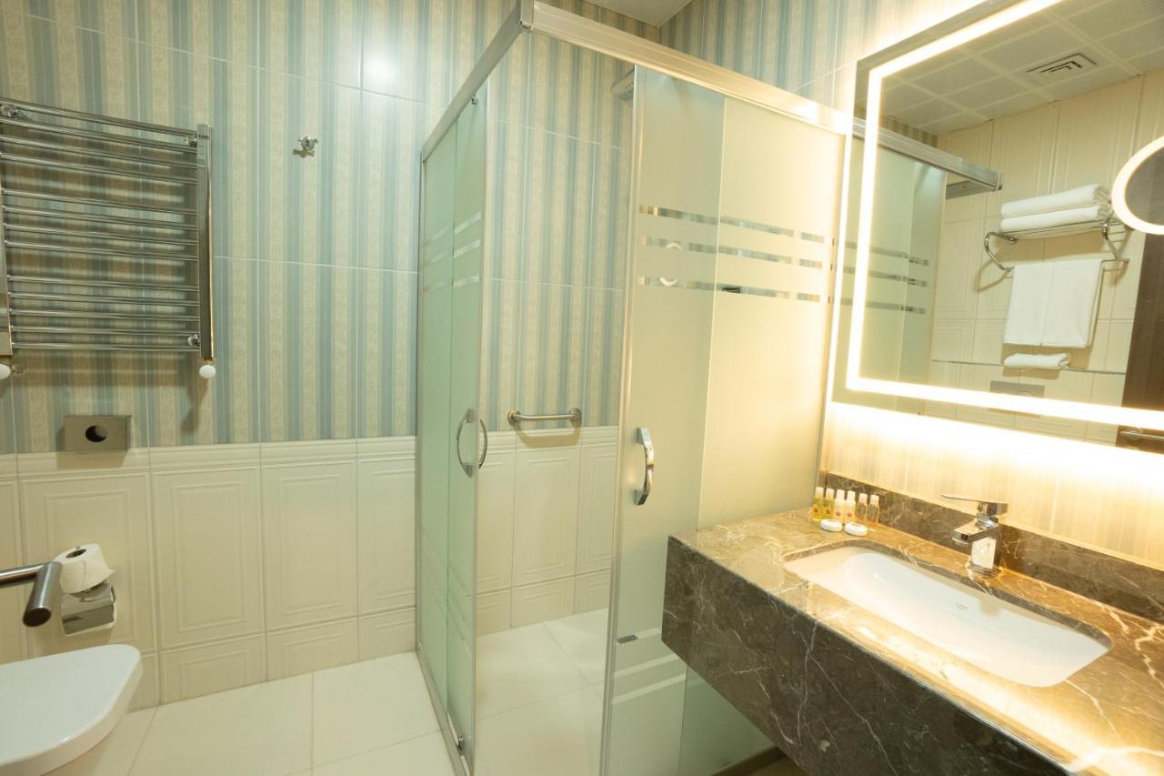 Ramada Encore By Wyndham Istanbul Avcilar Екстериор снимка